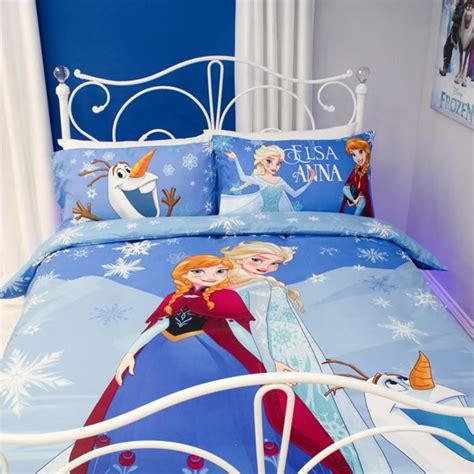 Ryškiaspalvė vaikiška antklodė su animacinių filmų personažais