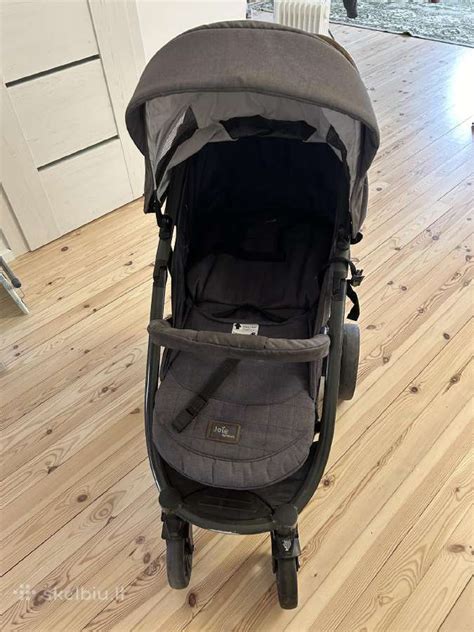 Vaikiškas vežimėlis su sportine dalimi