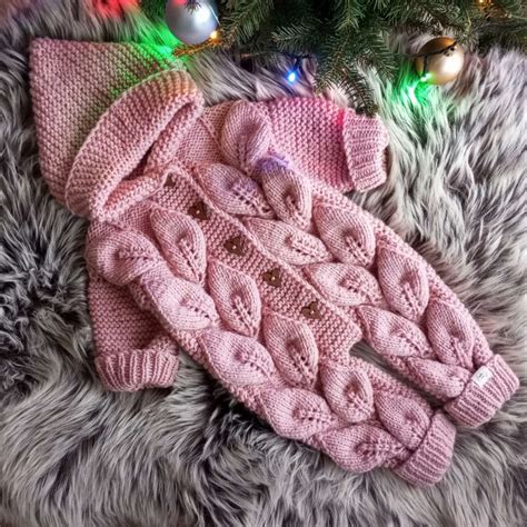 Įvairių spalvų ir raštų Benetton naujagimio pižamos