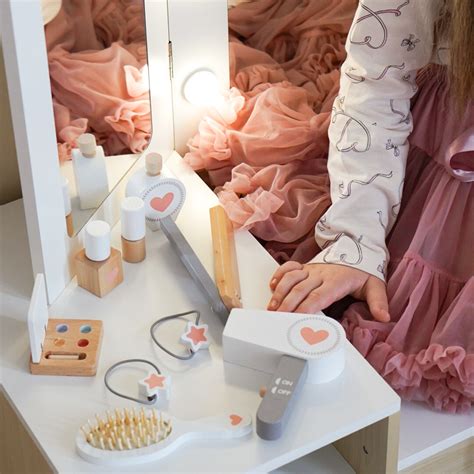 Lėlių tualetinis staliukas su priedais