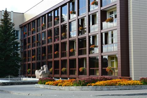 Akušerijos ir Ginekologijos Klinikos pastato fasadas