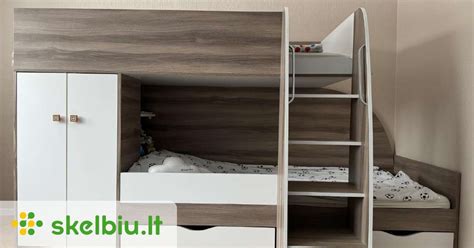 dviaukštė lova su integruota spinta