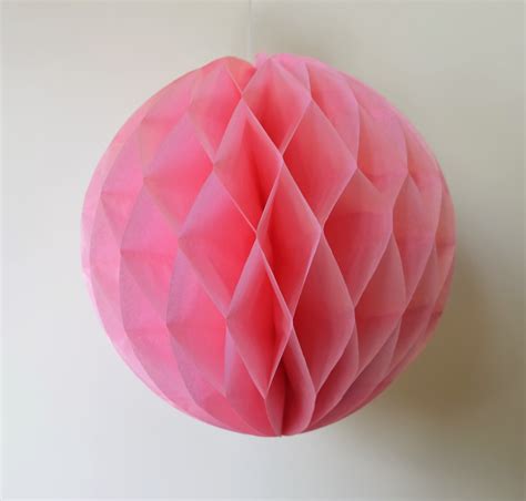 Popieriniai burbulai ir girliandos gimtadienio šventei