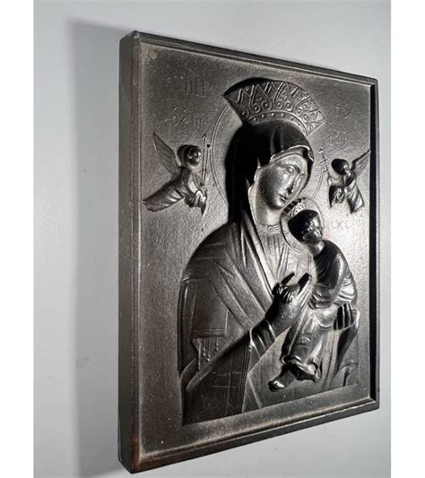 motina ir kūdikis dirbantys kartu