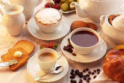 Itališkas pusryčių stalas