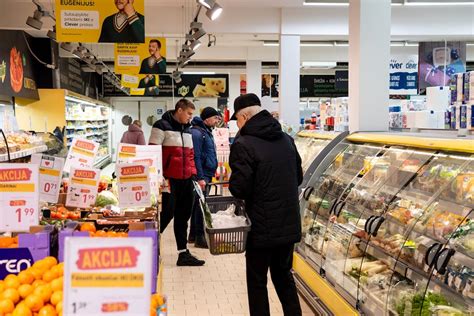 Vaizdas, demonstruojantis saugos ženklus ant žaislų pakuočių