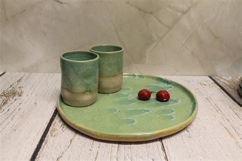 lėkštė su špinatų koše