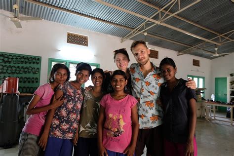 vaikų našlaičių namai Indijoje