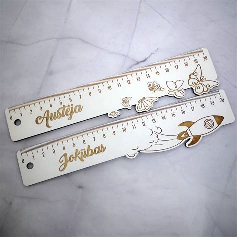 natų liniuotė su natomis