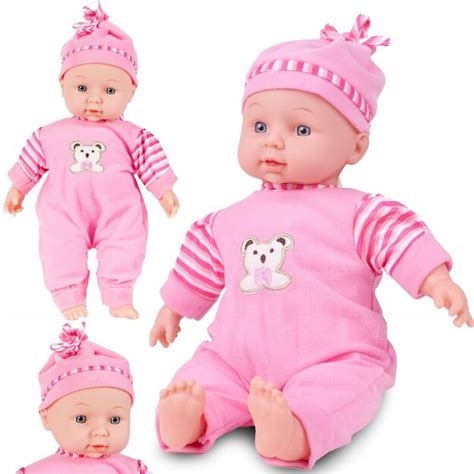 kūdikis suvystytas minkštu vystyklu