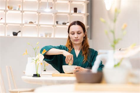 Blangų moterys ruošia arbatą