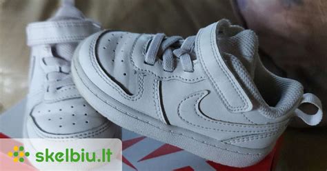 Nėriniuoti kūdikio kedukai