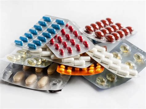 Vaistų pakuotės ir medicininės priemonės