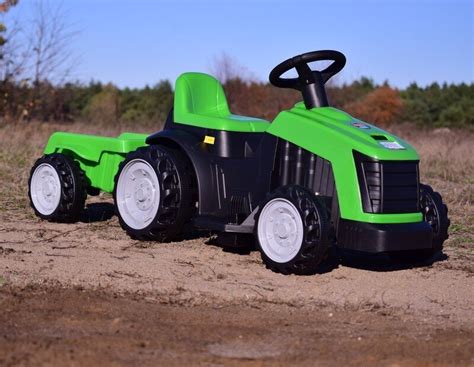 Vaikiškas elektrinis traktorius su priekaba