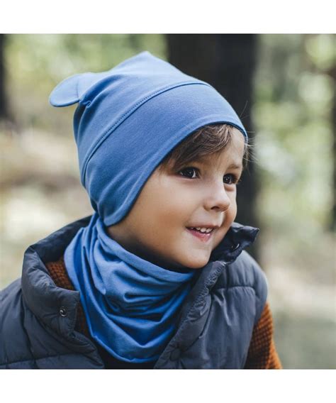 įvairių modelių vaikiškos kepurės