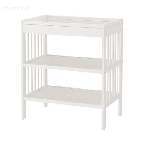 Vystymo kilimėlis ant IKEA GULLIVER stalo