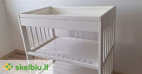 Minimalistinis IKEA GULLIVER vystymo stalas