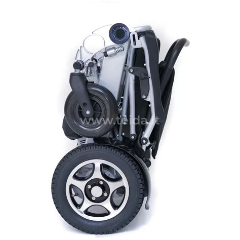 Detalus sulankstomo vežimėlio mechanizmas