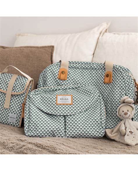 reikmenys kūdikio sauskelnių keitimui