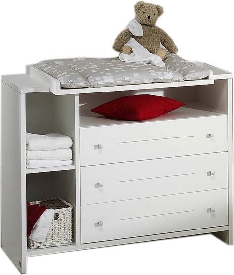 Vystymo paviršius ant Schardt Eco Stripe komodos