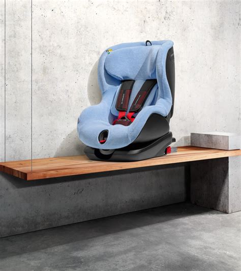 Vaikiškos kėdutės apsauga po kėdute