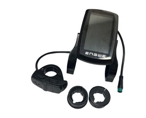 LCD ekranas ir valdymo mygtukai ant vairo