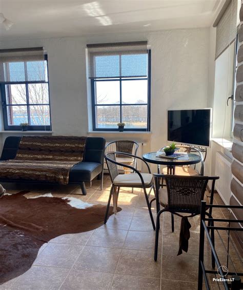 Svetainė Viloje San Pietro su vaizdu į ežerą