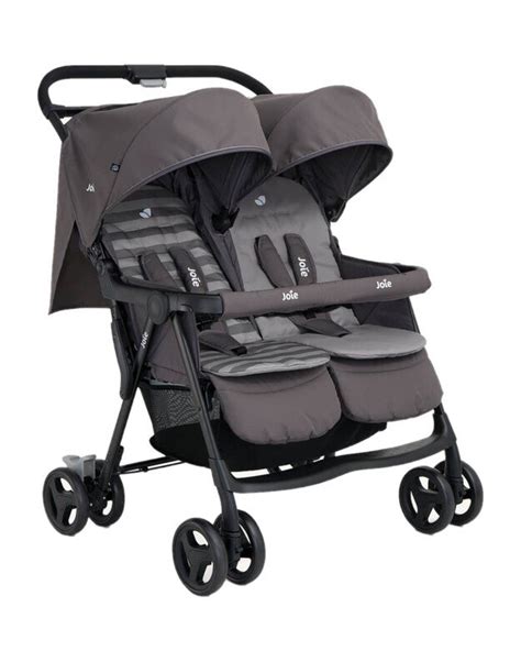 Vežimėlis M.Twin x su dviem vaikais