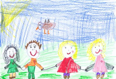 Vaikai piešia ant darželio lango su vitražiniais pieštukais