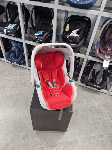 Maxi-Cosi automobilinė kėdutė ant vežimėlio važiuoklės