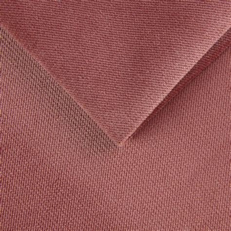 Detalė: minkštas ciniglia audinys