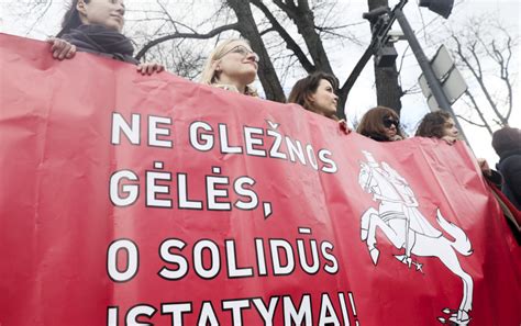 Istorinė protesto akcija už moterų teises