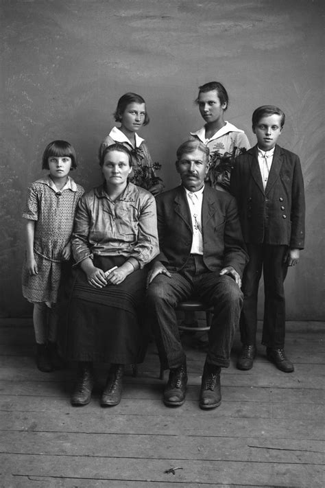 Žmonių grupė bendrauja