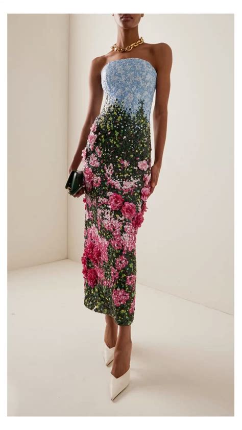 Oscar de la Renta suknelė figūriniam čiuožimui