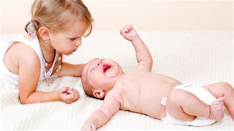 vaikas gauna apdovanojimą už gerą miegą