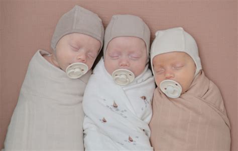 kūdikis suvystytas į merino pledą