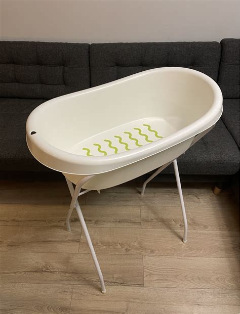 Ikea Lättsam vonelė su neslystančiu pagrindu