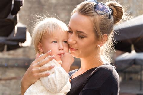 mama su dukra lovoje