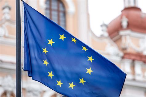 Europos Sąjungos ir Pietų Korėjos vėliavos