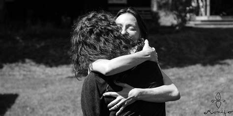 Dula teikia emocinę ir fizinę paramą nėščiai moteriai