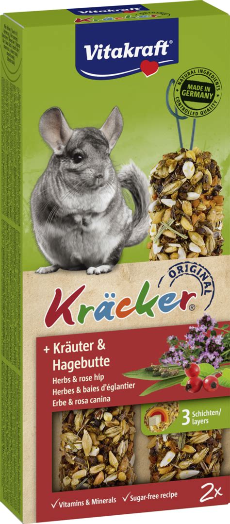 Erškėtuogių krūmas su subrandintomis uogomis