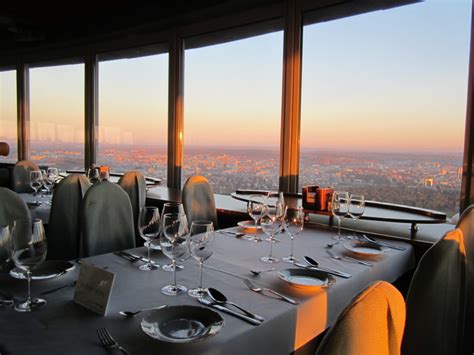 Restoranas su vaizdu į Materos Sassi