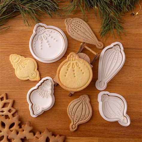 įvairių formų kūdikių buteliukai