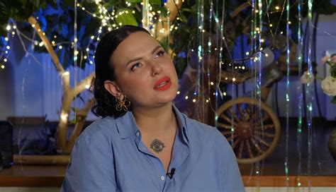 Paauglių pora, galvojanti apie ateitį