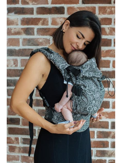 Ergo Baby nešioklė su kūdikiu