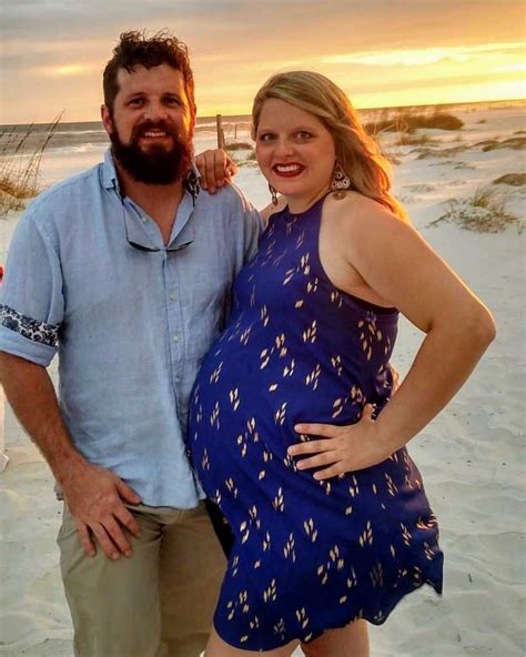 Šeima su kūdikiu apsirengusi Juventus atributika