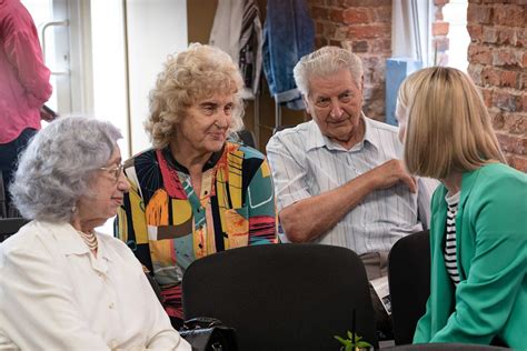 Senjorai, besinaudojantys technologijomis