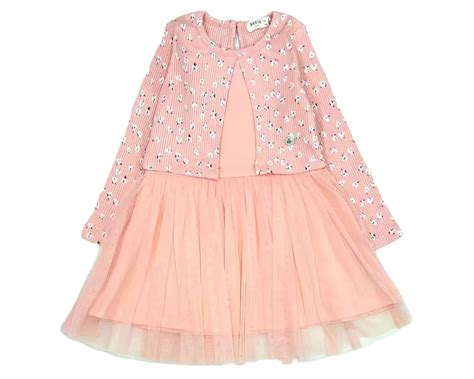 Mergaitė su rožiniu tutu sijonu